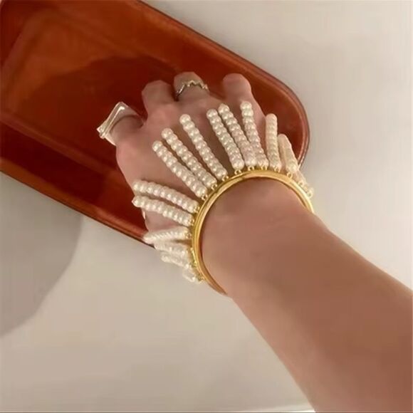 Gold & Pearl Fringe Bracelet – Glamorous and Unique - Picture 4 of 9